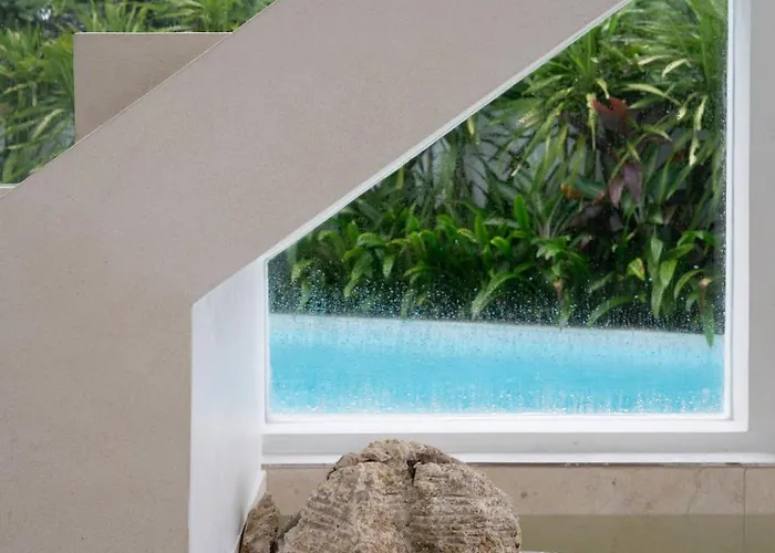 Umi Luxury *